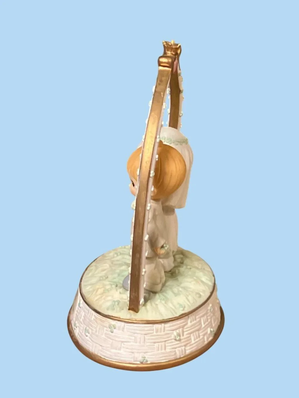 Precious Moments 2003 Wedding Figurine Bride and Groom Under Arch